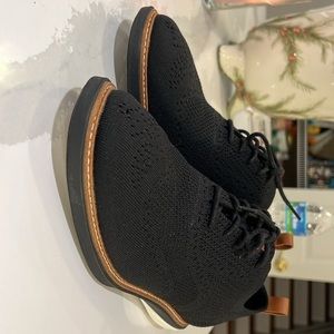 Men’s Zerogrand Black Wingtip Oxfords size 9.5 M